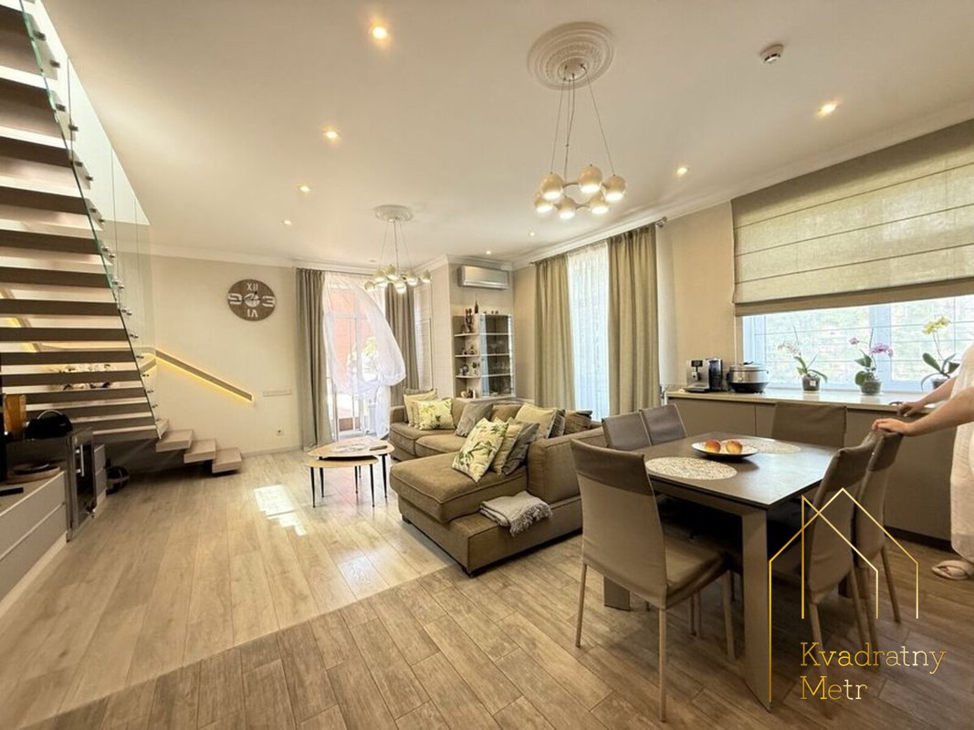 Пентхаус 177 м² у моря с террасой | Авторский ремонт | 2 уровня — фото 3