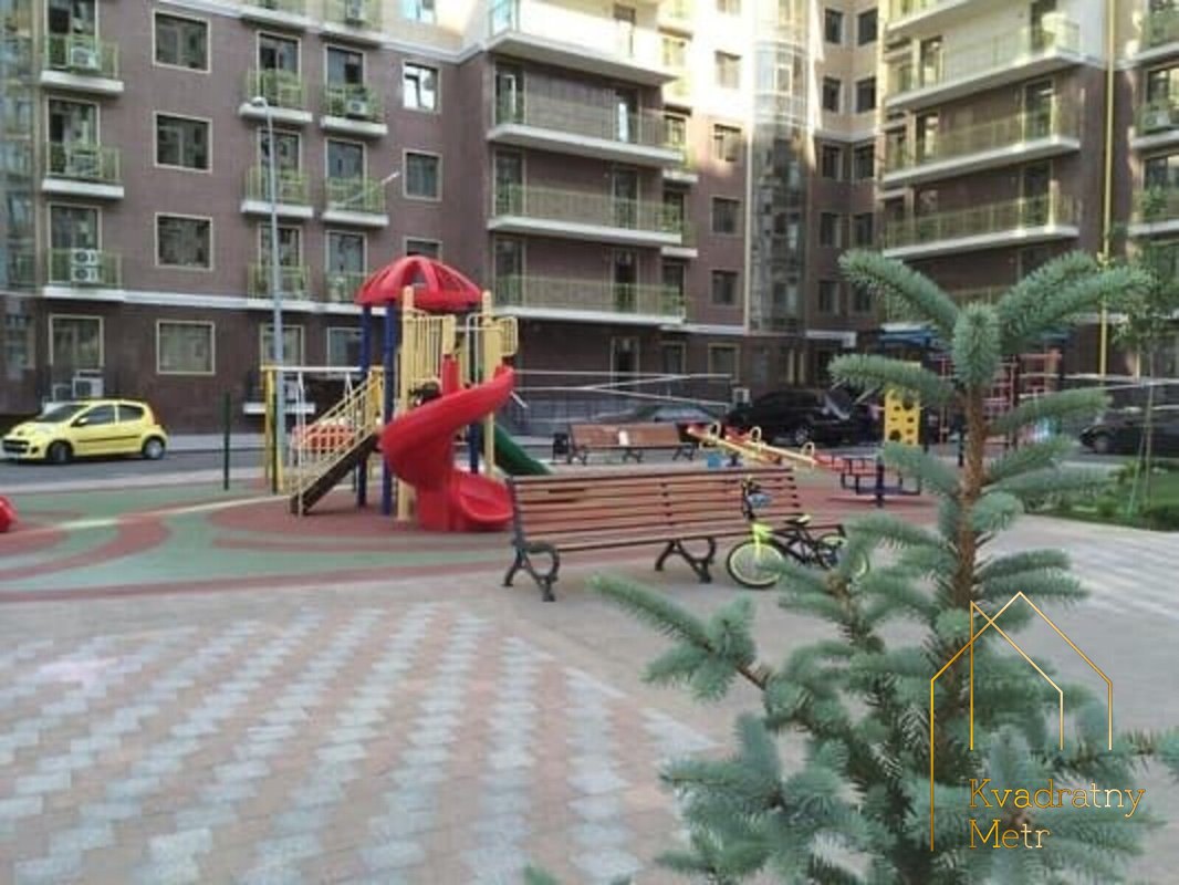 ТОП Цена!Новострой средни этаж — photo 9