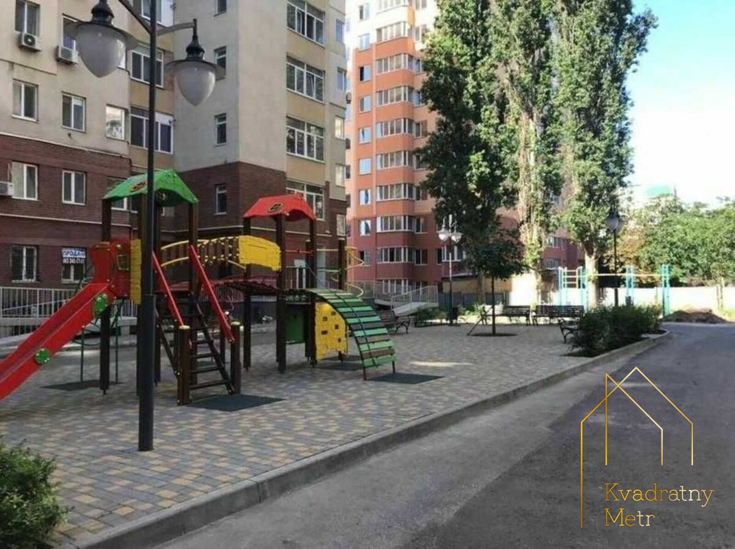 3-комнатная квартира в кирпичном доме на ул. Вильямса — фото 3