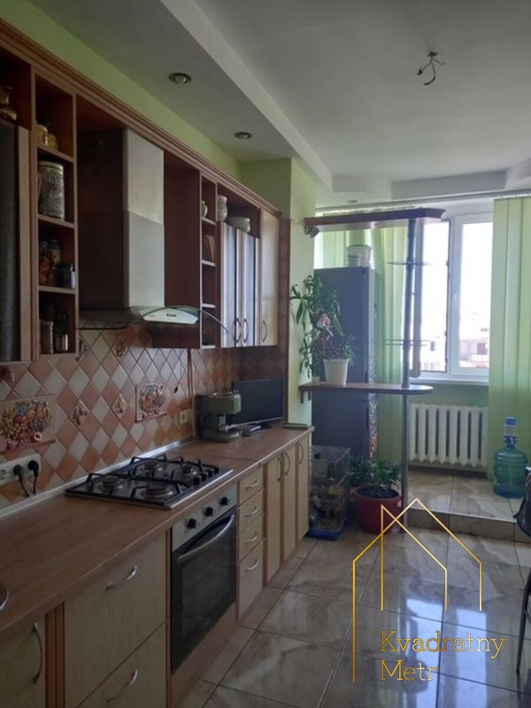 Просторная двухуровневая квартира на Тополева — 115 м² комфорта для большой семьи — фото 2