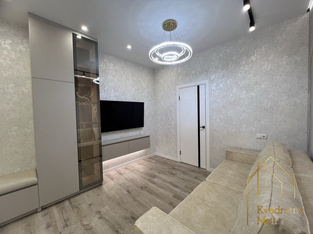 Продаж квартири 1-кімн., 52 м², Хаджибейський — фото 1