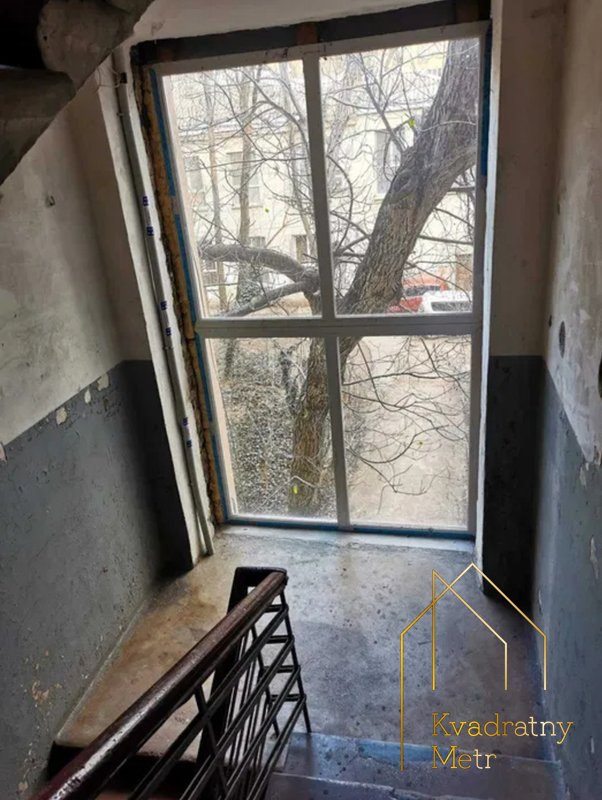 Продам 2 ком. квартиру на проспекте Шевченка! — фото 9