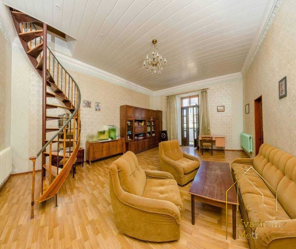 Продам 2 - х уровневую квартиру на Соборной площади! ТОП ЦЕНА! — фото 1