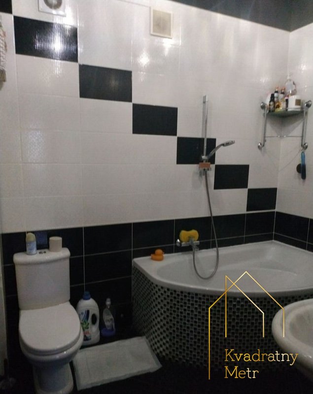 Продам 2 ком. квартиру с хорошим ремонтом! — фото 4