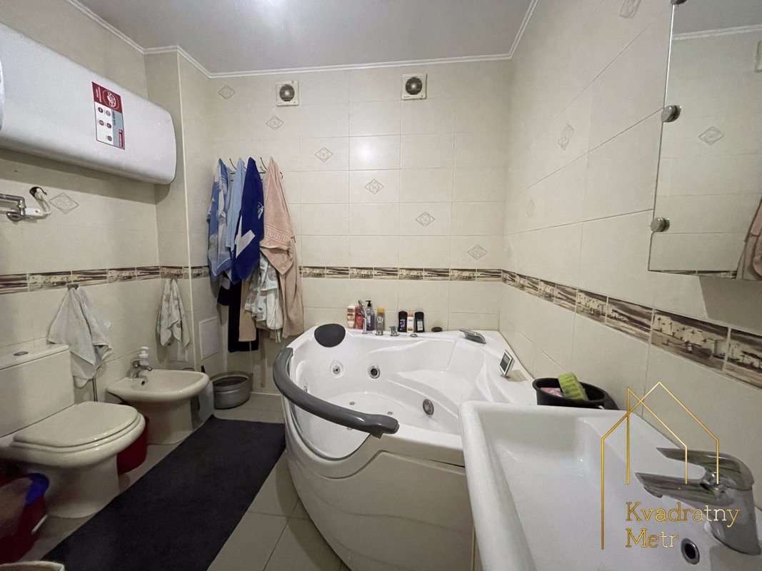 3-х кімнатна квартира, цегляний будинок, Академіка Сахарова — фото 13
