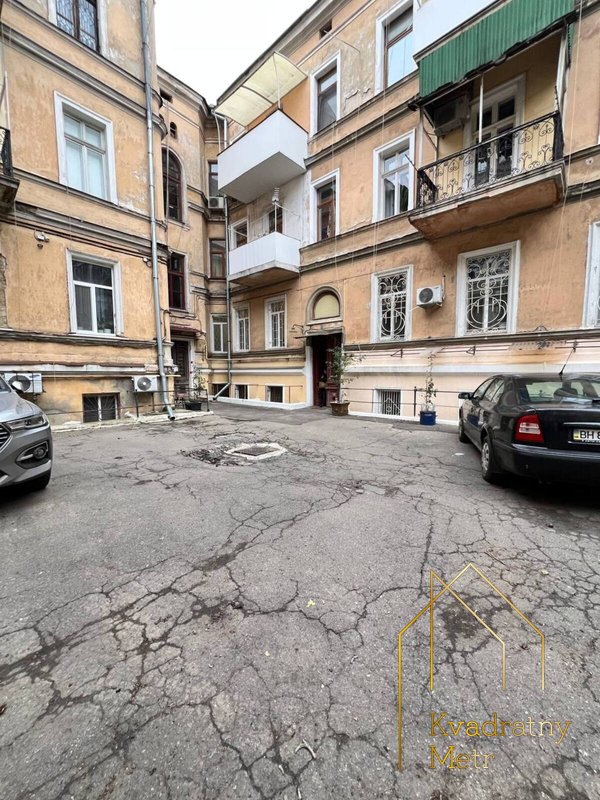 Продам 4-х комнатную квартиру в центре Одессы! 5 минут до Дерибасовской! — photo 19
