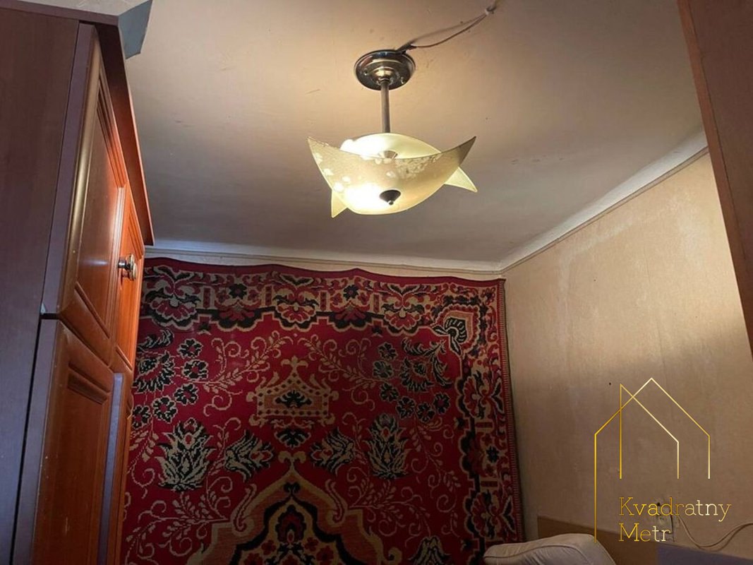 Продам 4-кімнатну квартиру з гаражем — снимка 3