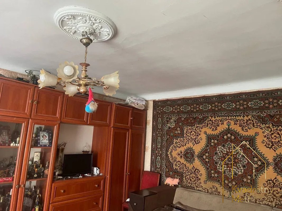 Продам 4-кімнатну квартиру з гаражем — снимка 7