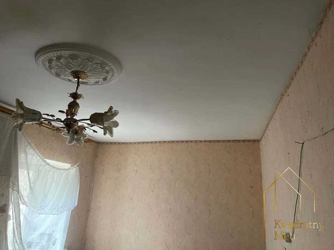 Продам 4-кімнатну квартиру з гаражем — снимка 4